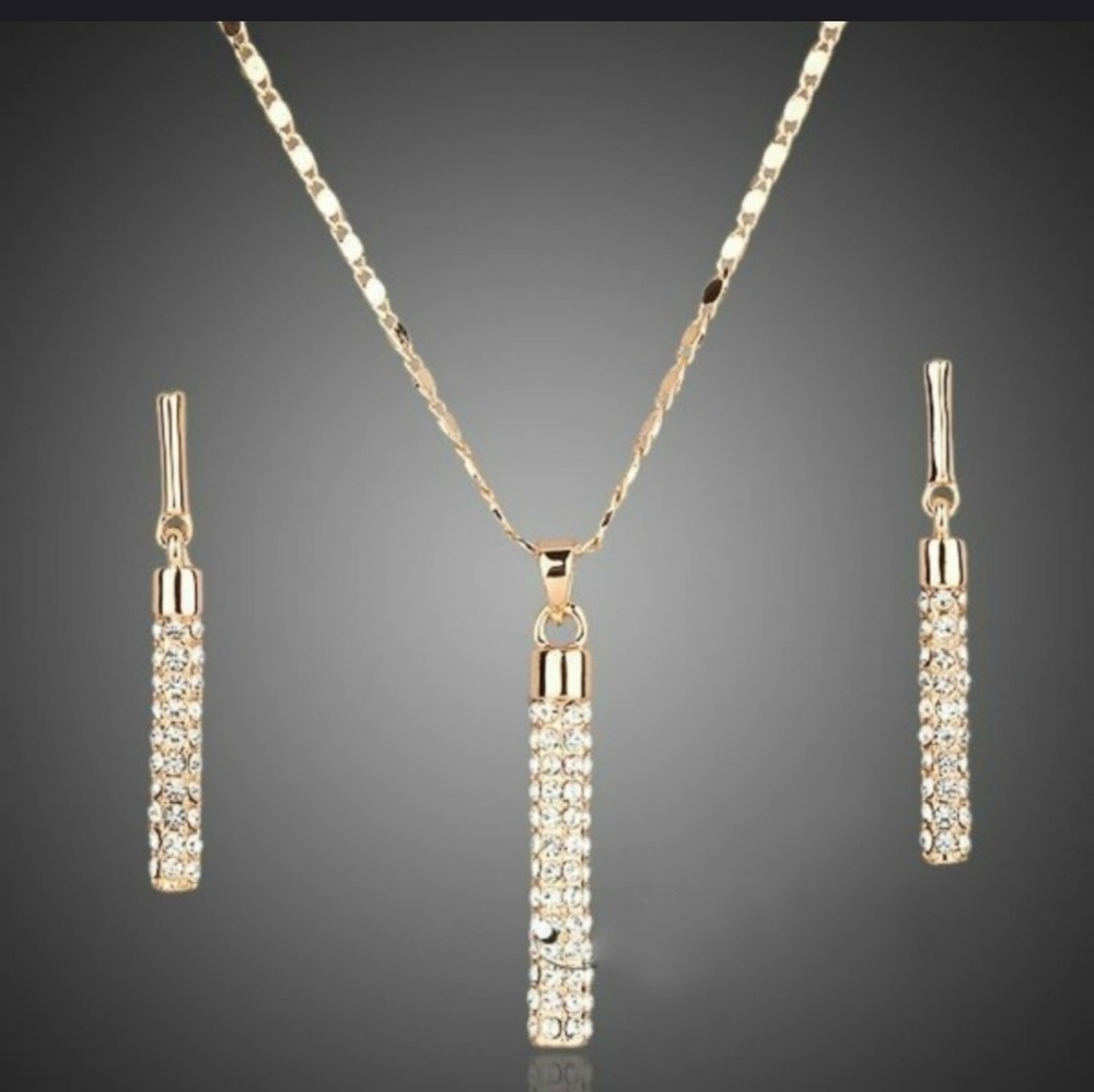 18K Gold Plated drop earrings and necklace
